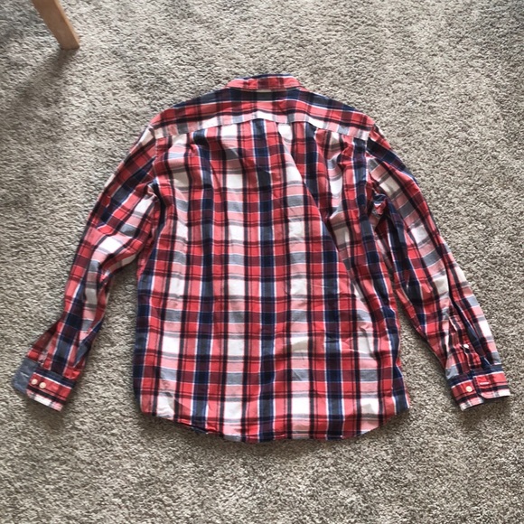 *SOLD* Men’s Nautica Plaid Shirt - Picture 4 of 4